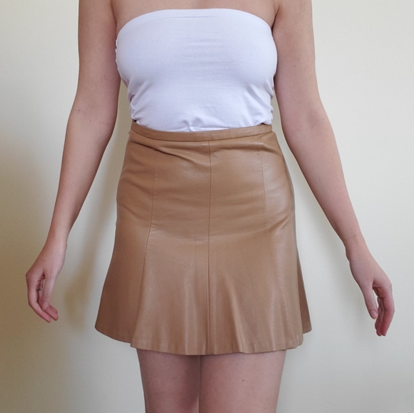Tan leather mini skirt - Picture 1 of 4